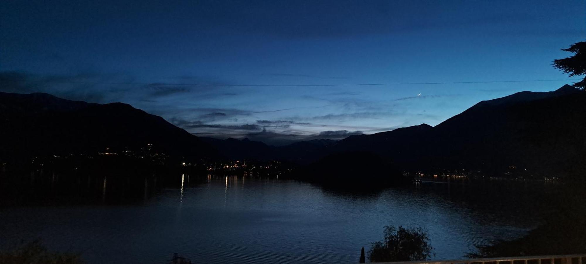 Dream Lake Panorama, Garage In The Center Of 瓦伦纳 外观 照片
